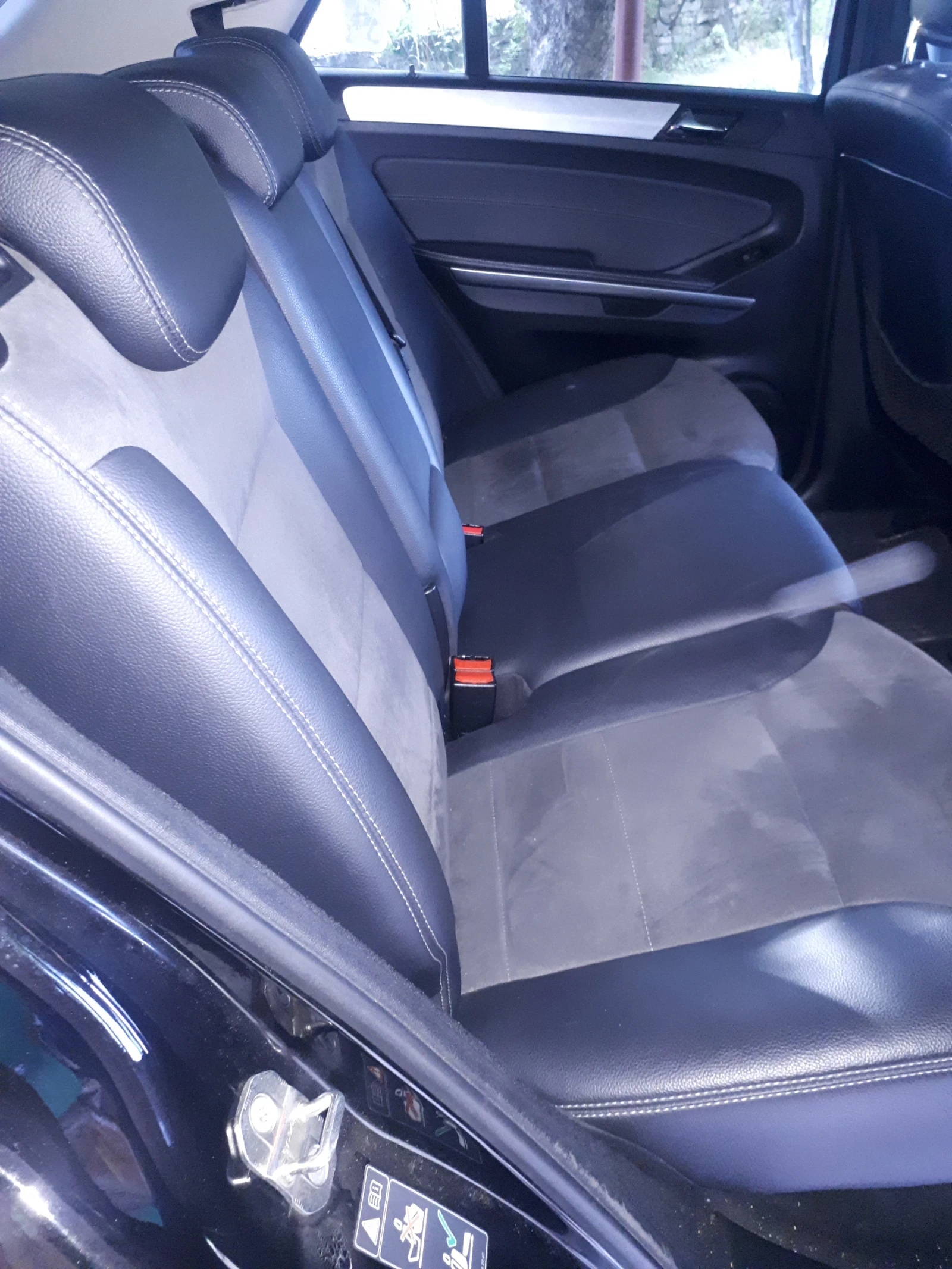 Mercedes-Benz ML 320  - изображение 2