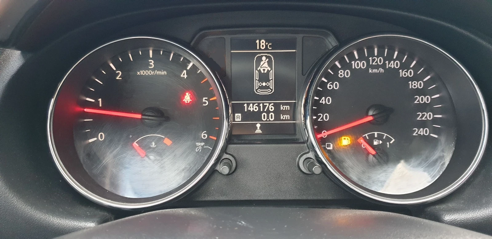 Nissan Qashqai + 2 2.0dci 150��. 4�4 �������� 7�. | Mobile.bg � ����������� 10
