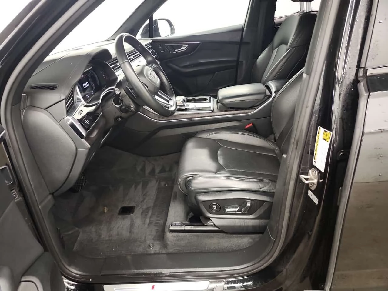 Audi Q7 * TECHNIK * PANO * ОДБУХВАНЕ * ДИСТРОНИК * 360, снимка 5 - Автомобили и джипове - 54209194