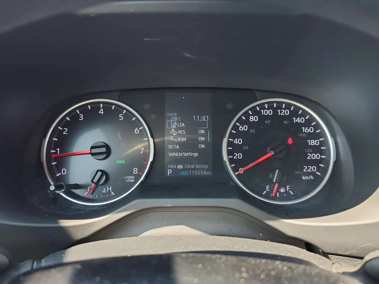 Toyota Rav4  LE | ЦЕНА ДО БЪЛГАРИЯ | АВТОКРЕДИТ , снимка 9 - Автомобили и джипове - 55387418