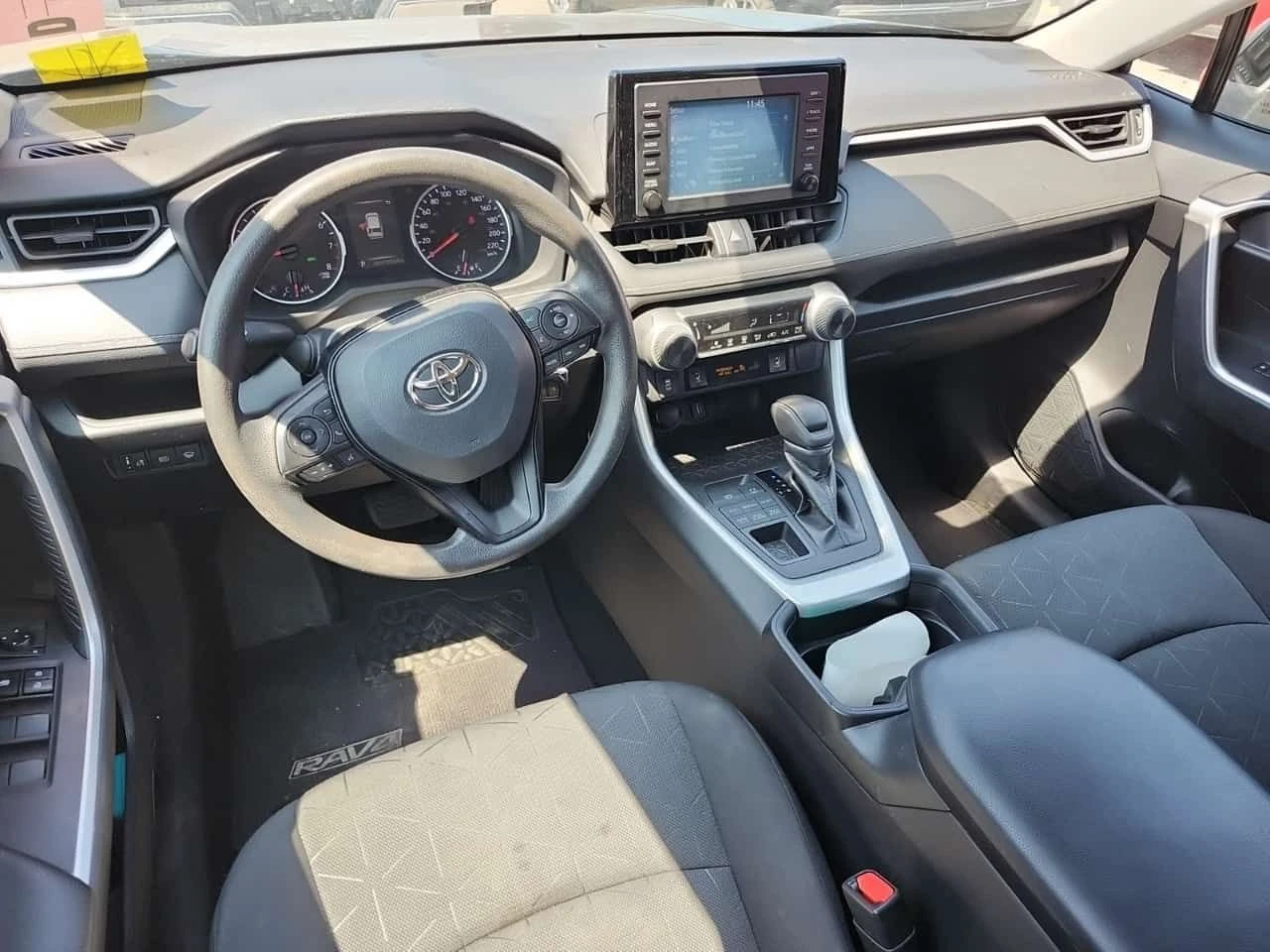 Toyota Rav4  LE | ЦЕНА ДО БЪЛГАРИЯ | АВТОКРЕДИТ , снимка 10 - Автомобили и джипове - 55387418