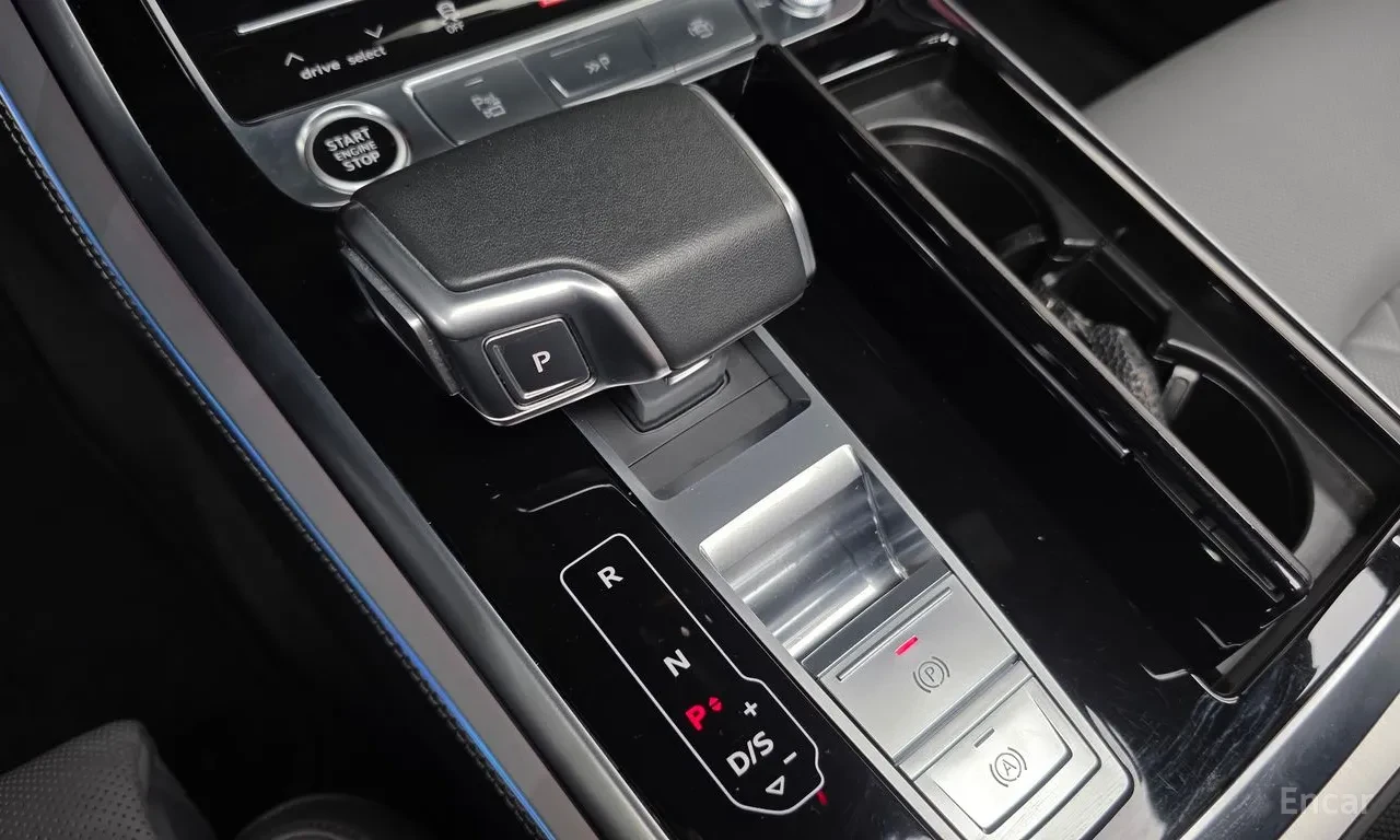 Audi Q8  50 TDI QUATTRO PREMIUM | 2021 | 63508 km, снимка 10 - Автомобили и джипове - 56074063