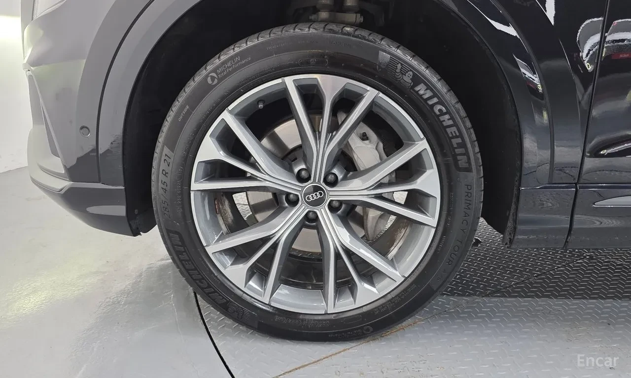 Audi Q8  50 TDI QUATTRO PREMIUM | 2021 | 63508 km, снимка 3 - Автомобили и джипове - 56074063