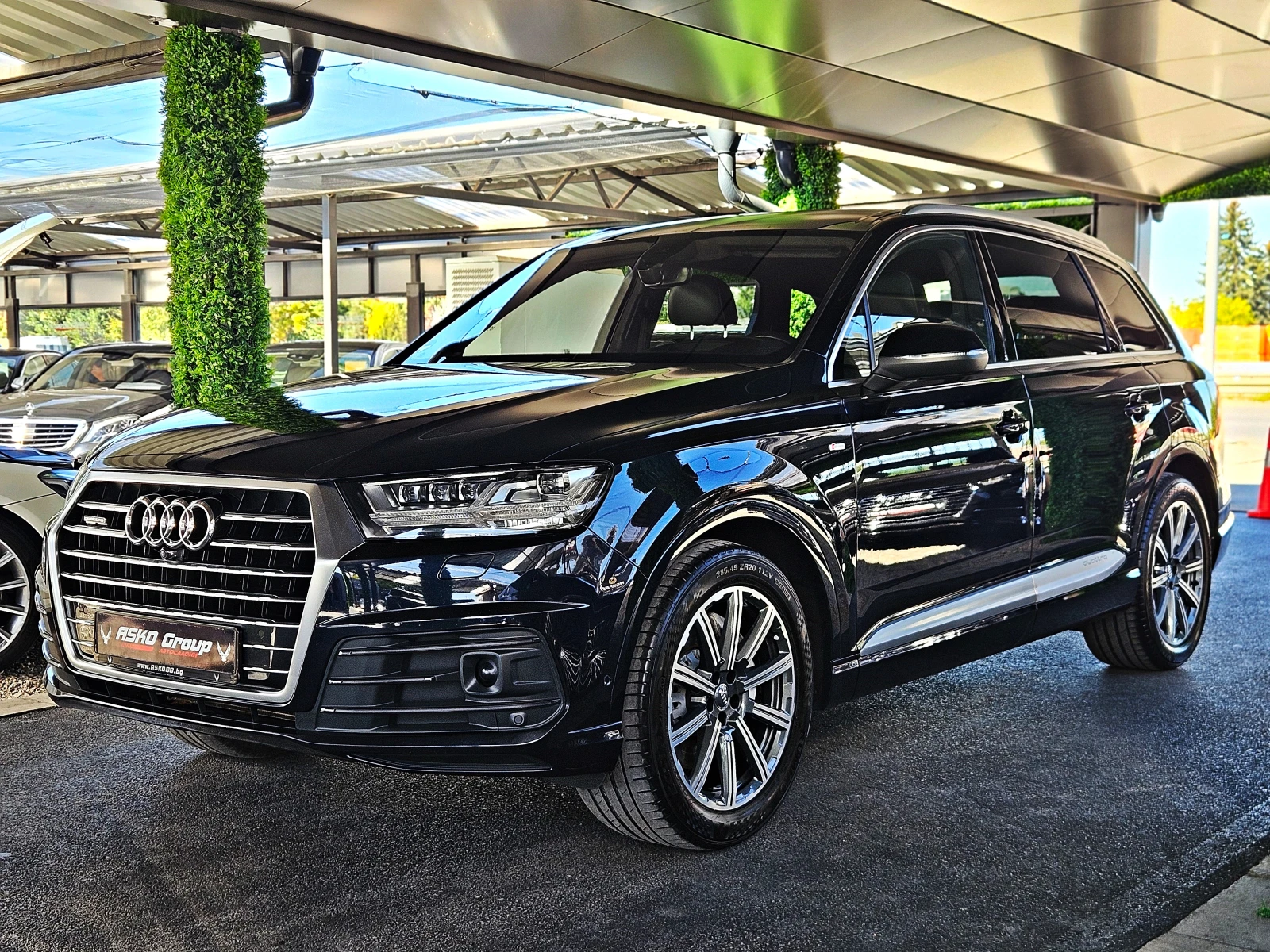 Audi Q7 S-LINE/7МЕСТА/САМОПАРКИРАНЕ/DISTR/HUD/360CAM/ПОДГР