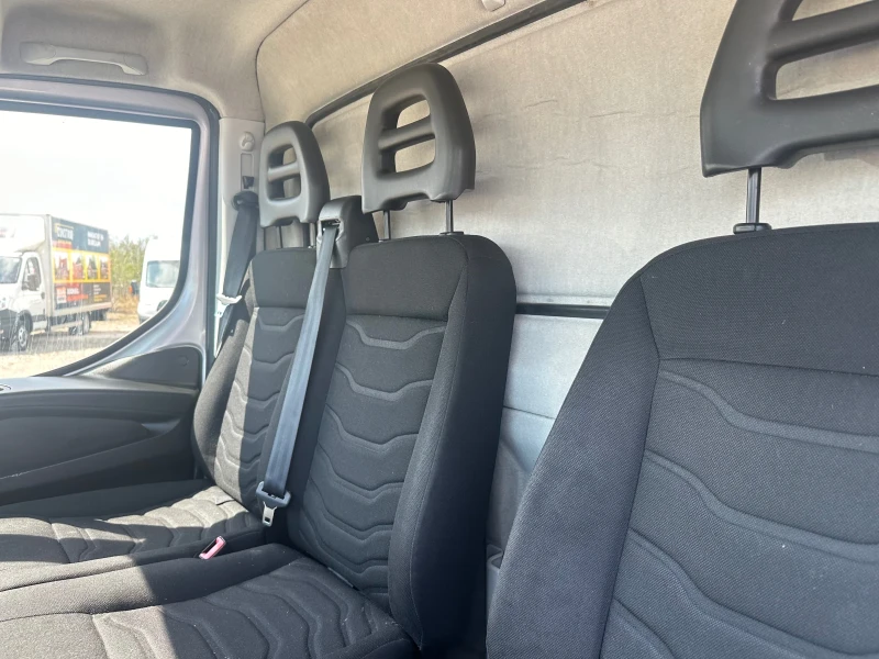 Iveco Daily 3.0!ДВ.ГУМА!ДО3.5Т!КЛИМА, снимка 10 - Бусове и автобуси - 47001394