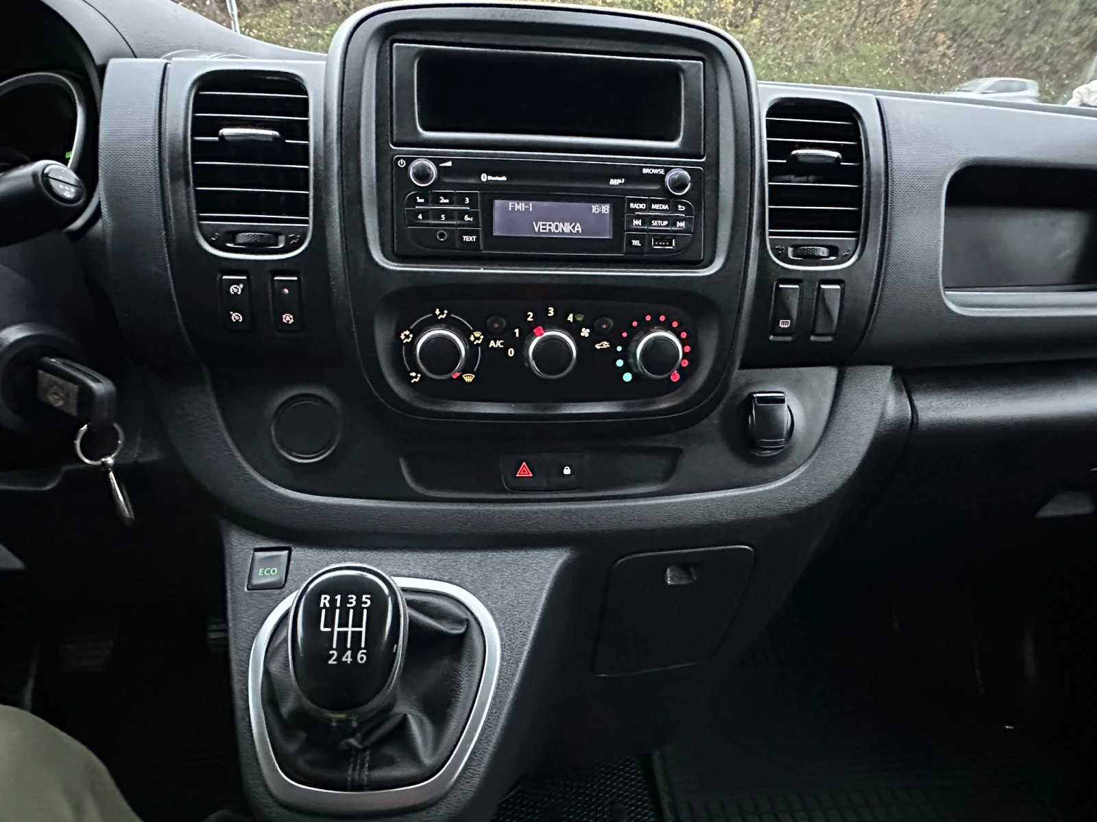 Renault Trafic 2.0DCI* Face* LONG* LED* EVRO6 | Mobile.bg   14