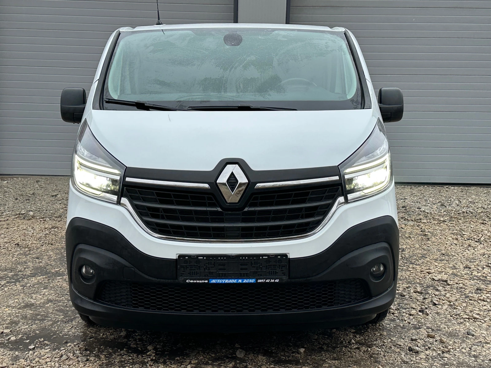 Renault Trafic 2.0DCI* Face* LONG* LED* EVRO6 - изображение 2