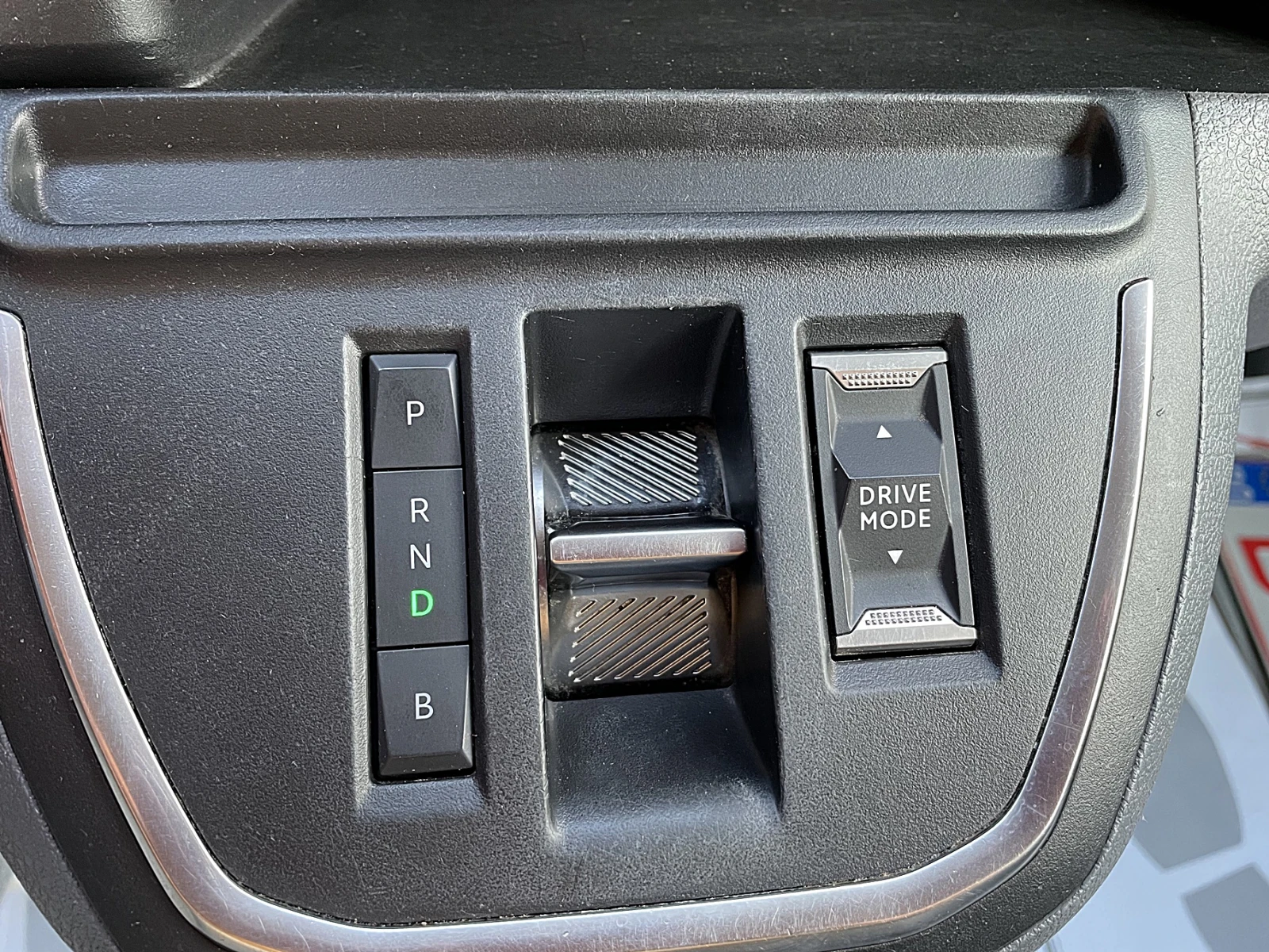 Peugeot Expert 75 kW/h Big Battery, снимка 14 - Бусове и автобуси - 53981675