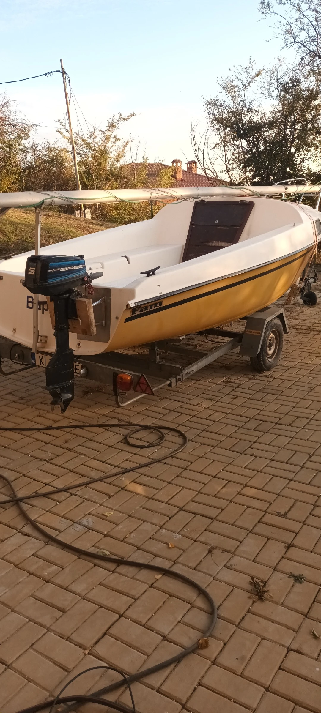 ���������� ����� ��������� ������������ Clipper | Mobile.bg � ����������� 15