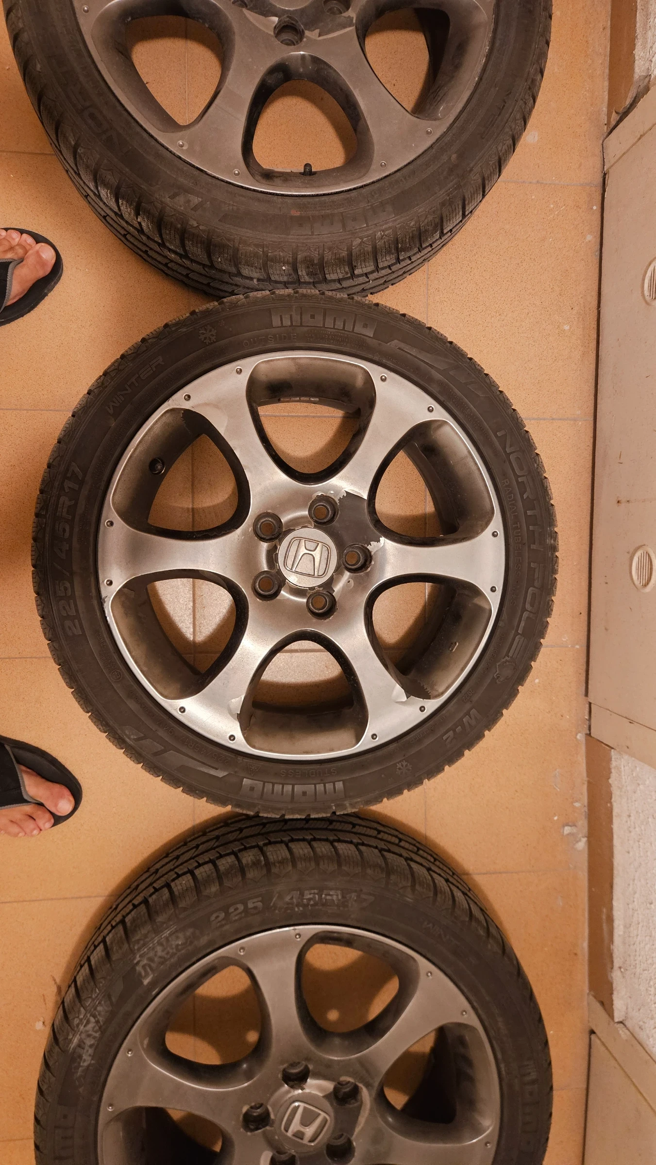    225/45R17 | Mobile.bg   3