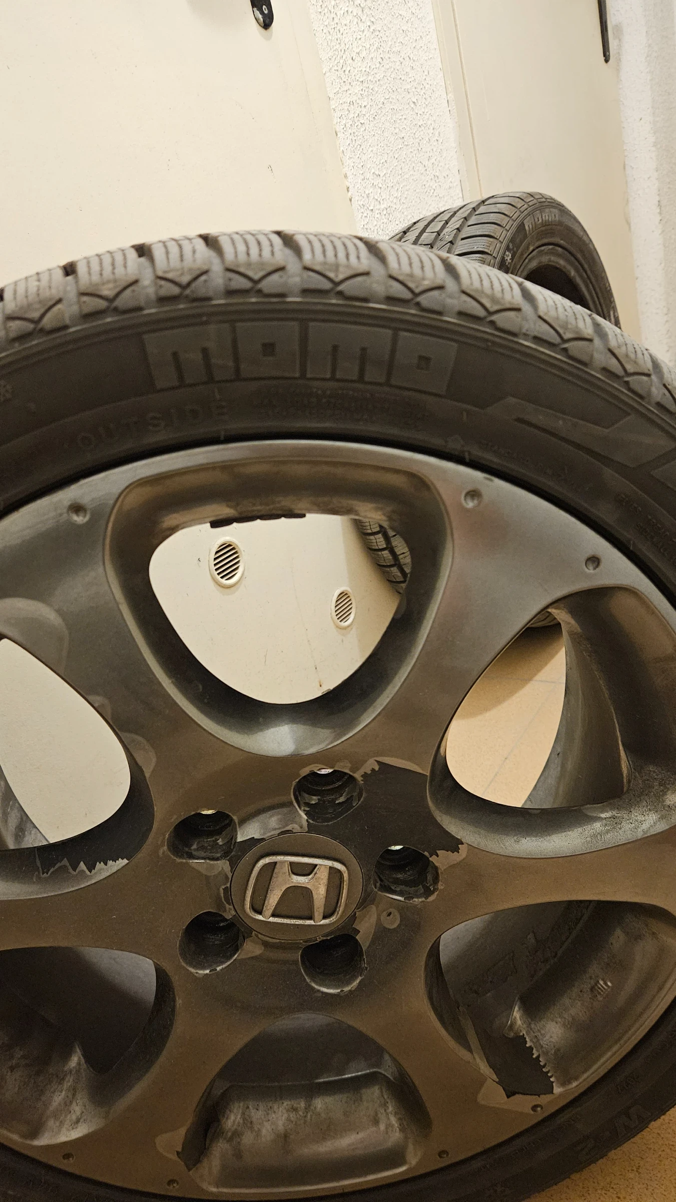    225/45R17 | Mobile.bg   12