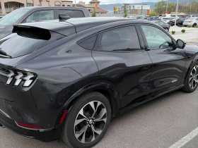 Ford Mustang Mach-E * Premium* 2 КЛЮЧА* PANO* KEYLESS* ПОДГРЕВ* , снимка 3