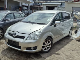 Toyota Corolla verso ЦЯЛА за ЧАСТИ, снимка 1