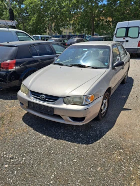 Toyota Corolla  1