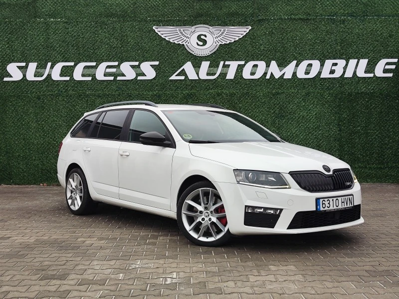 Skoda Octavia VRS* CARBON* RECARO* DSG* NAVI* PODGREV* LIZING, снимка 2 - Автомобили и джипове - 39874719