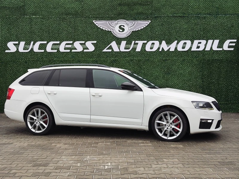 Skoda Octavia VRS* CARBON* RECARO* DSG* NAVI* PODGREV* LIZING, снимка 3 - Автомобили и джипове - 39874719