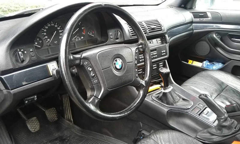 BMW 520 На Части!, снимка 2 - Автомобили и джипове - 46361005