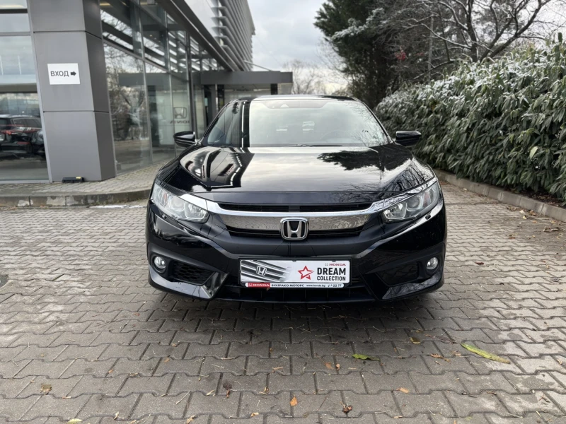 Honda Civic 1.5 VTEC TURBO Elegance, снимка 2 - Автомобили и джипове - 48049633