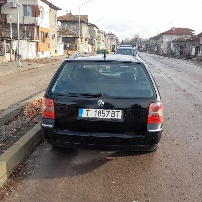 VW Passat, снимка 3 - Автомобили и джипове - 48521873