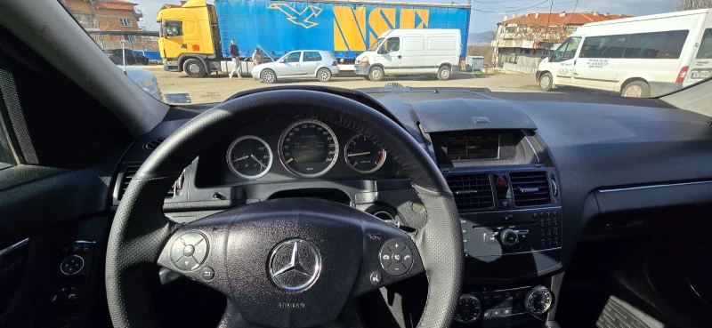 Mercedes-Benz C 220 OM646, снимка 9 - Автомобили и джипове - 49516026