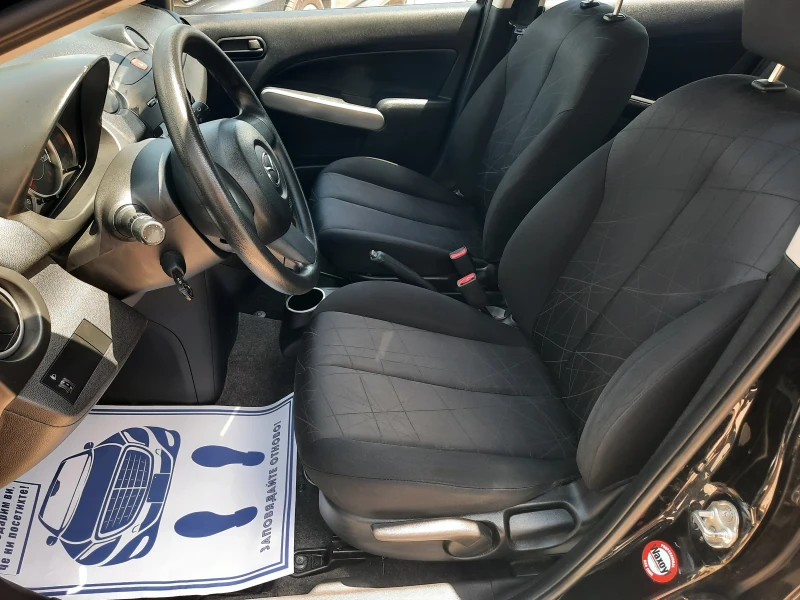 Mazda 2 2011та КАТО НОВА, снимка 8 - Автомобили и джипове - 50918107