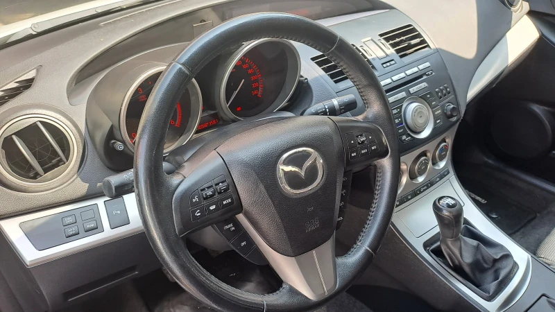 Mazda 3 Mazda 3 MRZ-CD 2, 2 185кс 6-скорости, снимка 6 - Автомобили и джипове - 52019270
