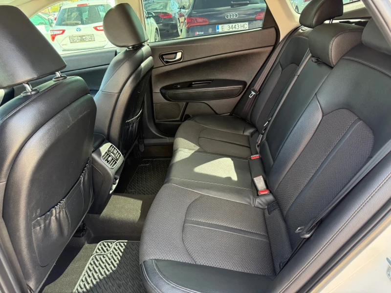 Kia Optima 2.0i/160hp/Plug in hybrid/TOP/, снимка 13 - Автомобили и джипове - 51968019