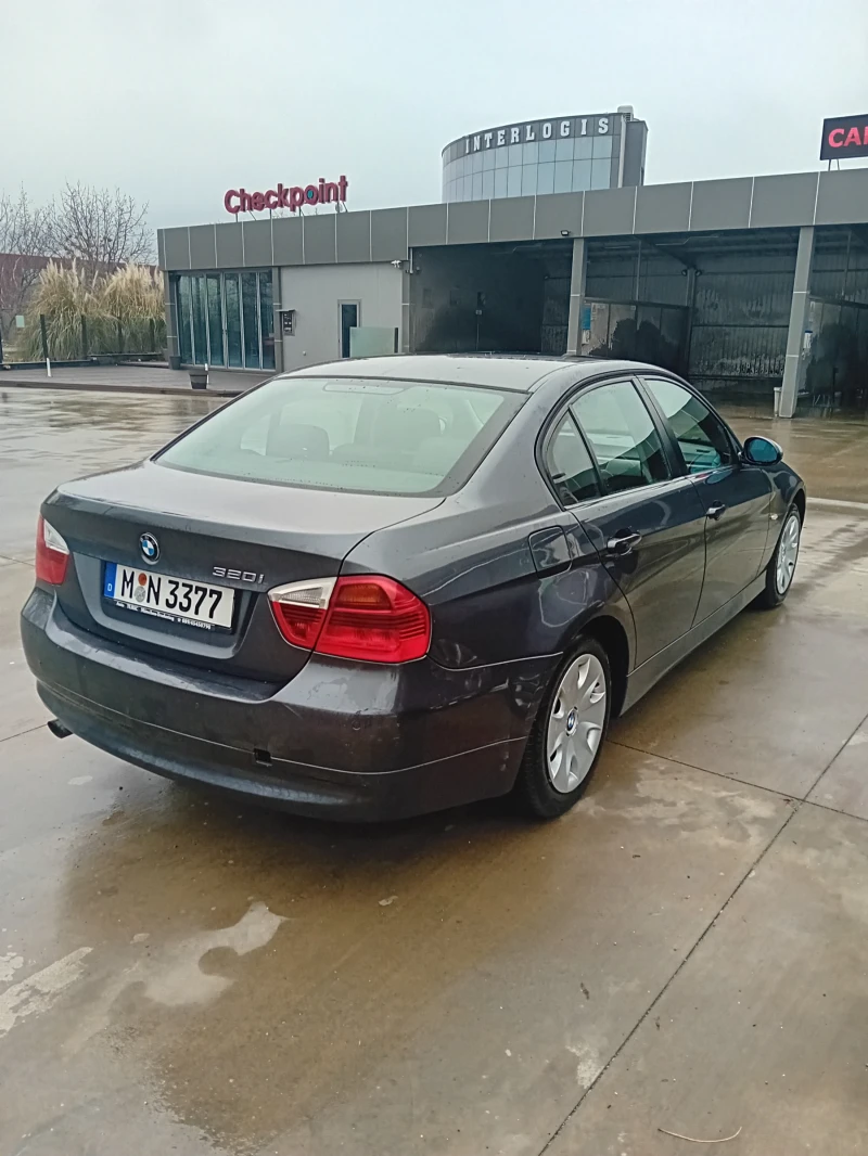 BMW 320, снимка 6 - Автомобили и джипове - 52354287