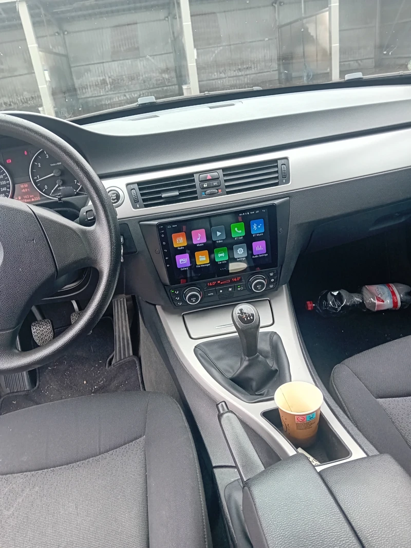 BMW 320, снимка 8 - Автомобили и джипове - 52354287