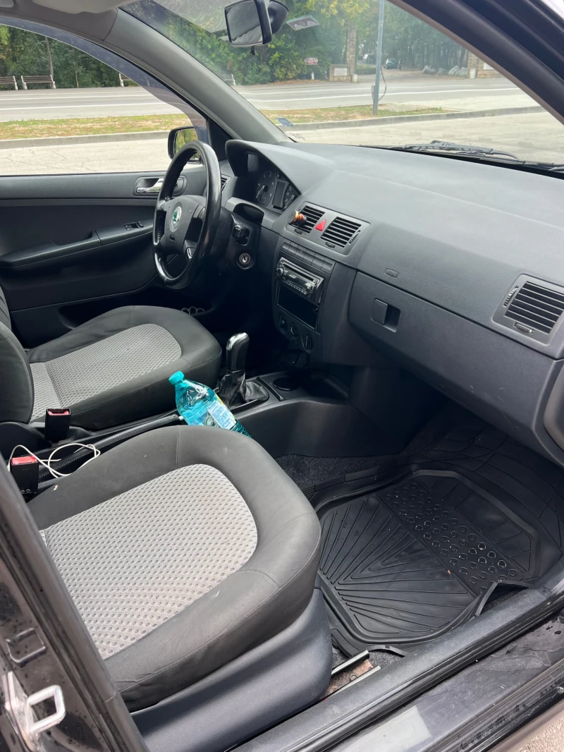 Skoda Fabia 1.9 TDI 101кс, снимка 6 - Автомобили и джипове - 52400959