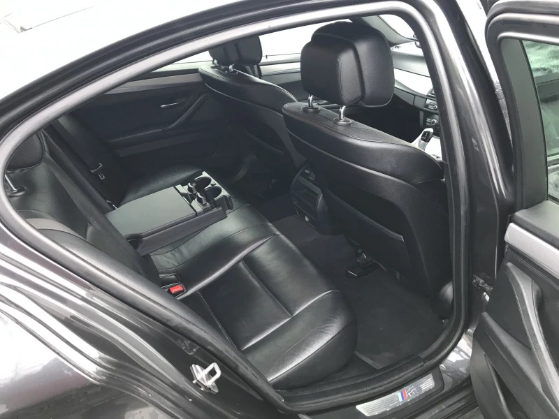 BMW 520, снимка 5 - Автомобили и джипове - 52576282