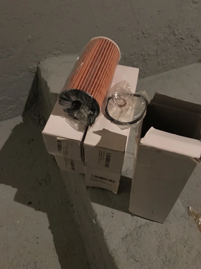 BMW 520, снимка 15 - Автомобили и джипове - 52576282