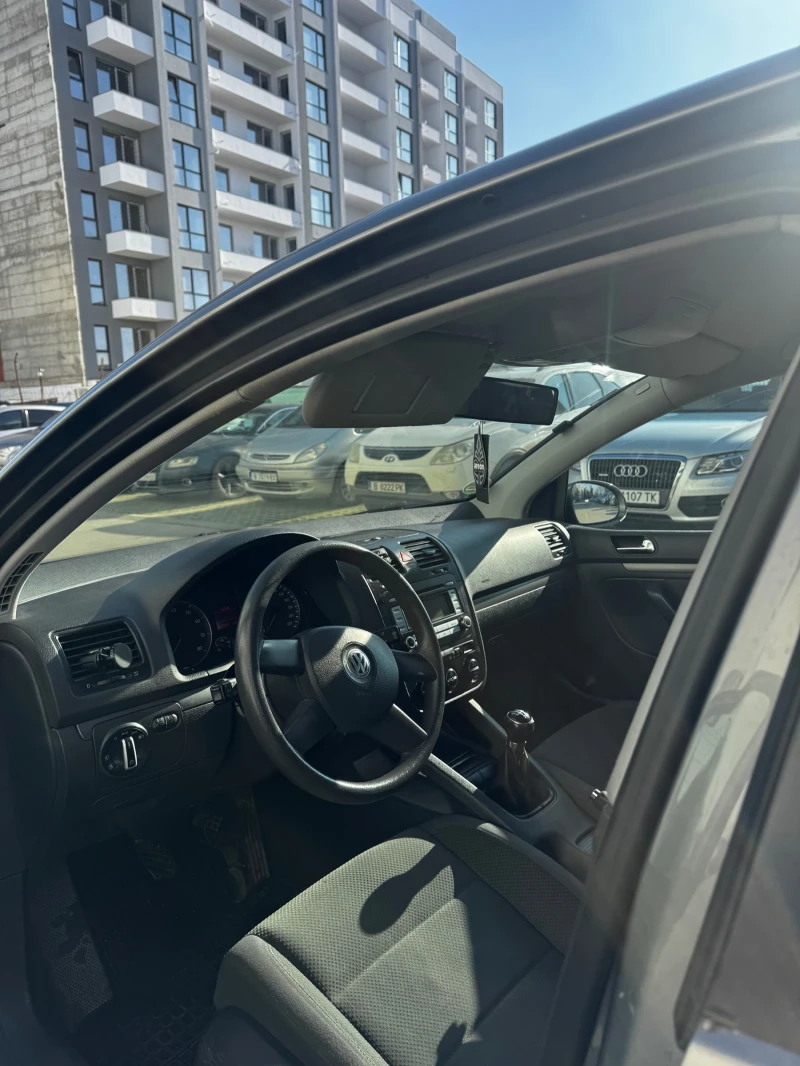 VW Golf 1.4i, снимка 10 - Автомобили и джипове - 52810743