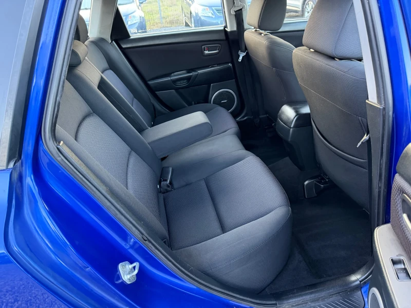 Mazda 3 1.6Бензин, Facelift, 105Hp, Закупен от Бг, 1ви соб, снимка 12 - Автомобили и джипове - 52859986