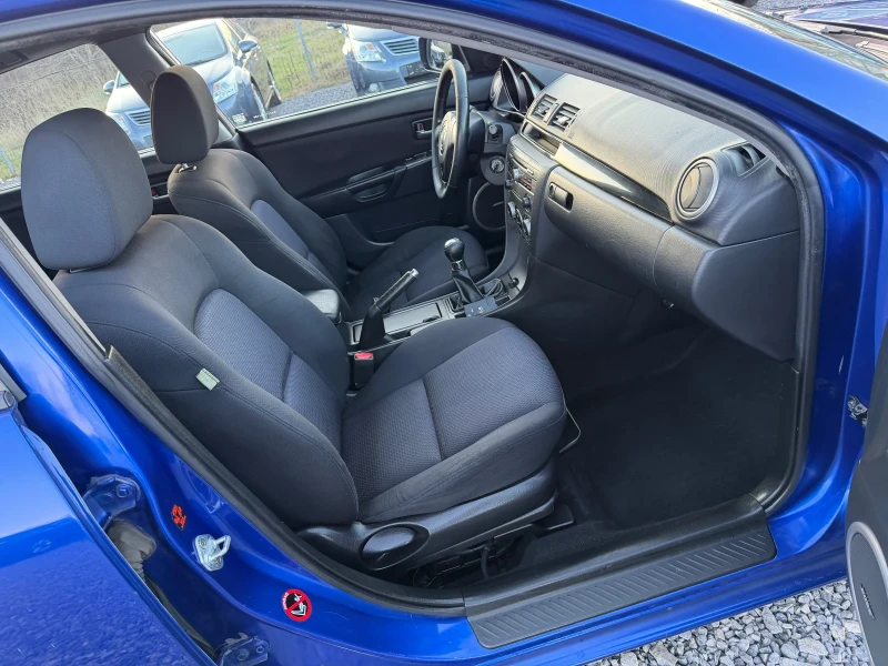 Mazda 3 1.6Бензин, Facelift, 105Hp, Закупен от Бг, 1ви соб, снимка 10 - Автомобили и джипове - 52859986