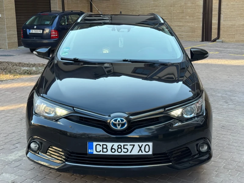 Toyota Auris 1.8 HYBRID!, снимка 5 - Автомобили и джипове - 53145198
