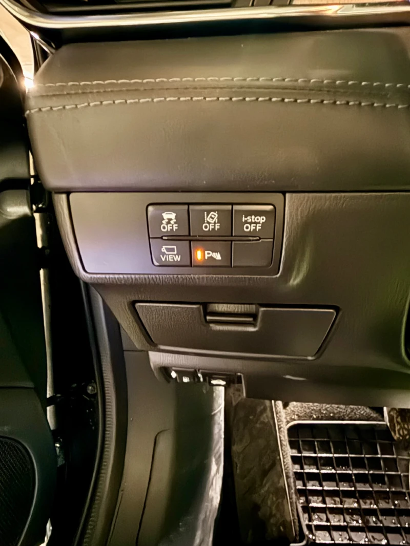 Mazda 6 2.2 Skyactiv-D, снимка 12 - Автомобили и джипове - 53210202