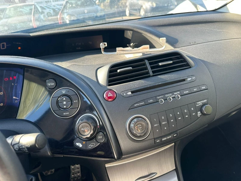 Honda Civic 2.2 I-ctdi 140, снимка 16 - Автомобили и джипове - 53250083