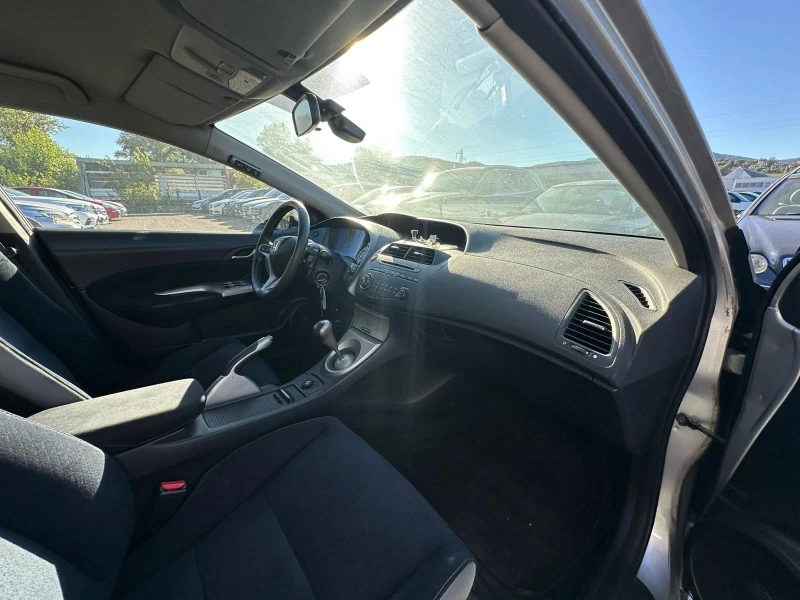 Honda Civic 2.2 I-ctdi 140, снимка 13 - Автомобили и джипове - 53250083