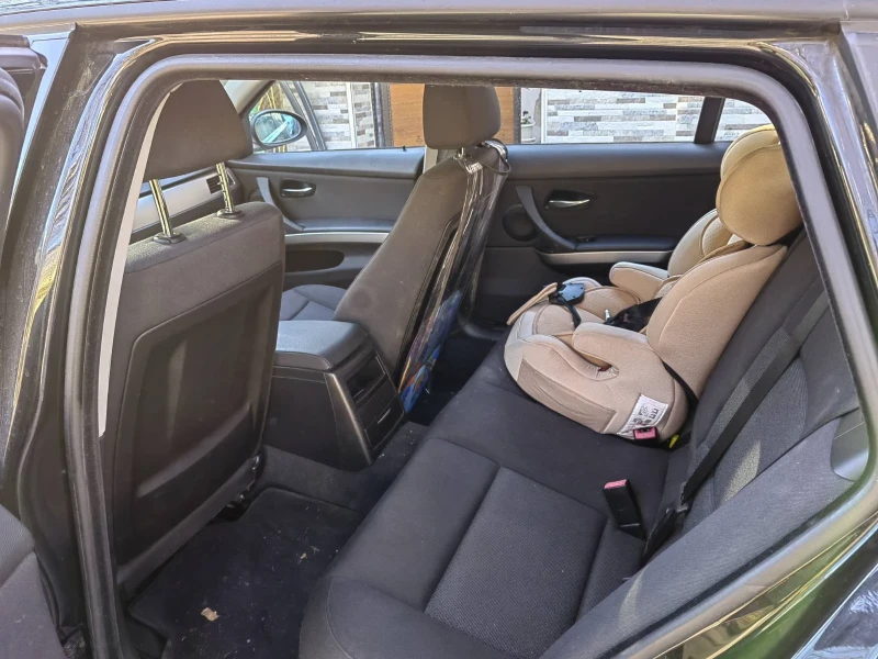 BMW 320, снимка 6 - Автомобили и джипове - 53330449