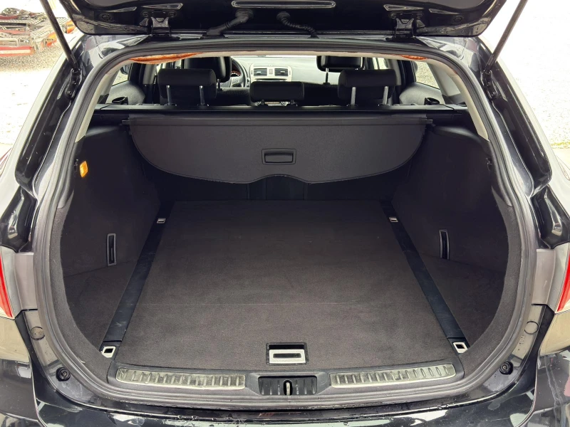 Toyota Avensis 2.2 D-4D EURO5A, снимка 9 - Автомобили и джипове - 53442335