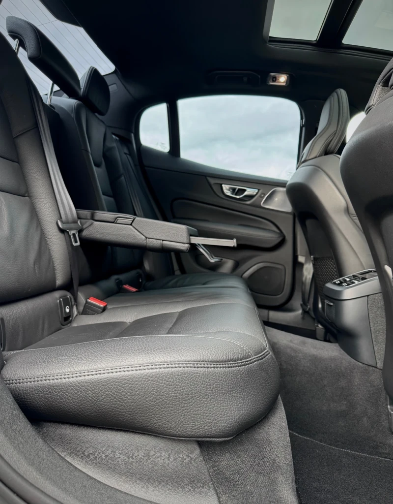 Volvo S60 * R DESIGN* T6(AWD), снимка 9 - Автомобили и джипове - 53451859