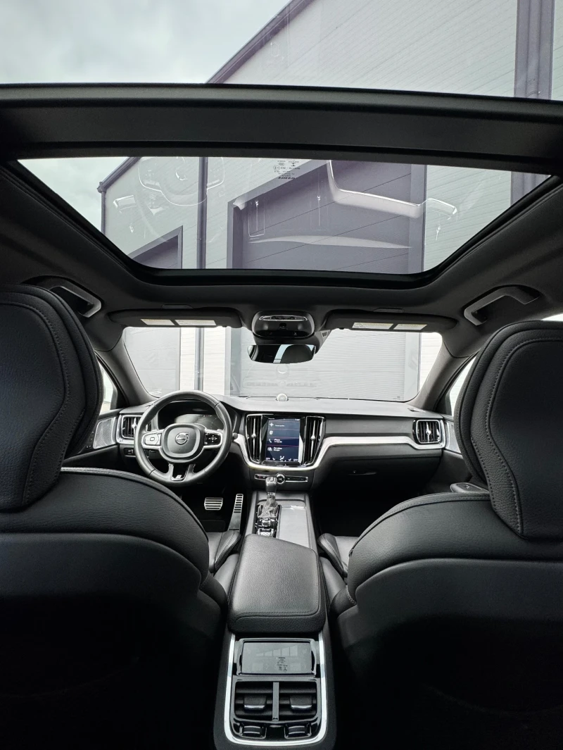 Volvo S60 * R DESIGN* T6(AWD), снимка 10 - Автомобили и джипове - 53451859