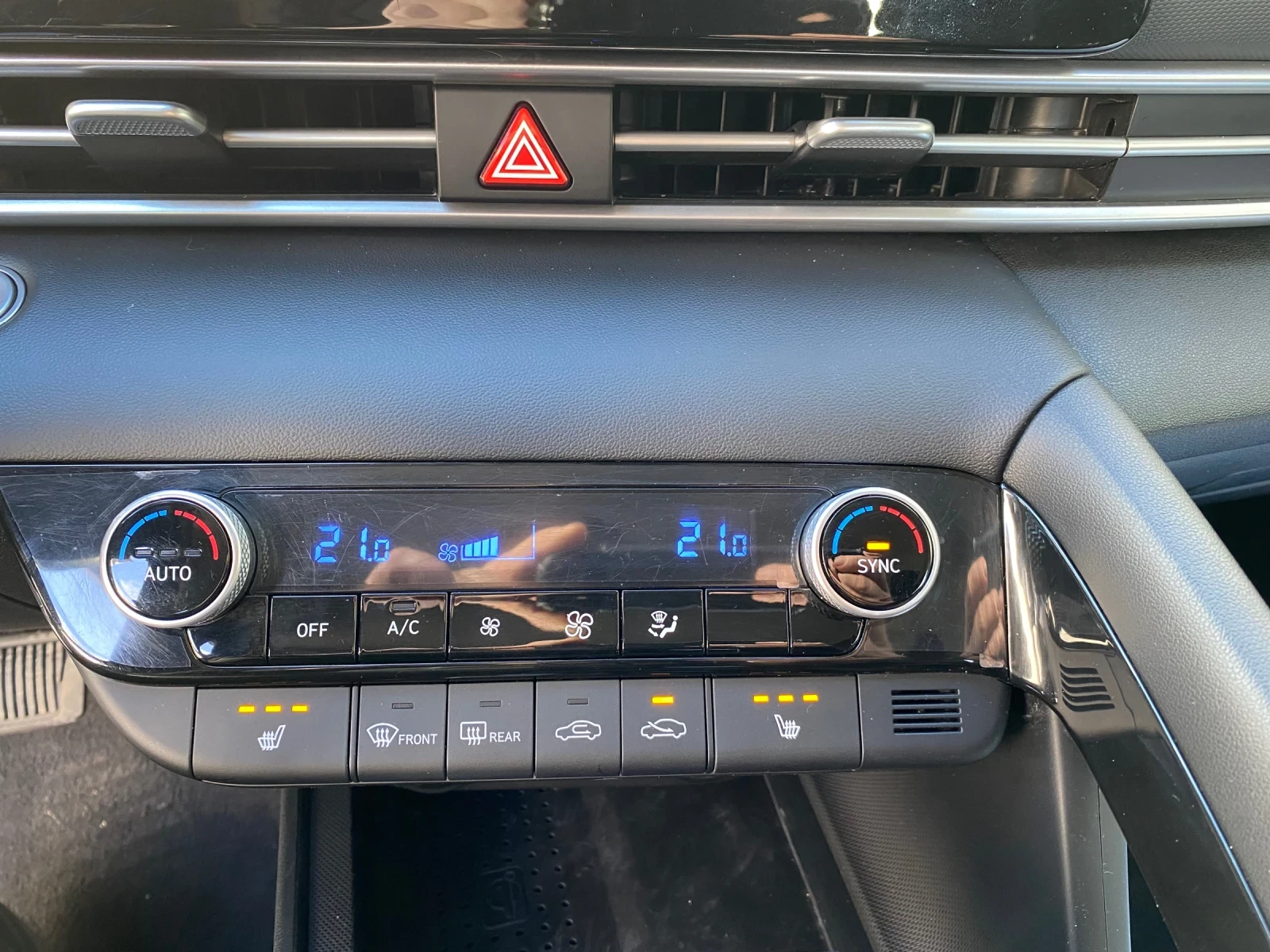 Hyundai Elantra 4 . 2.0 , , , Keyless Go | Mobile.bg   13