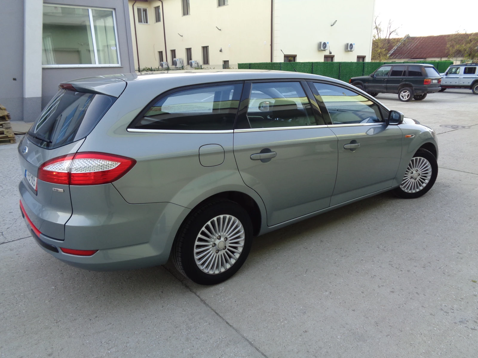 Ford Mondeo 2.0TDCI-NAVI-KAMERA-LIZING - изображение 4