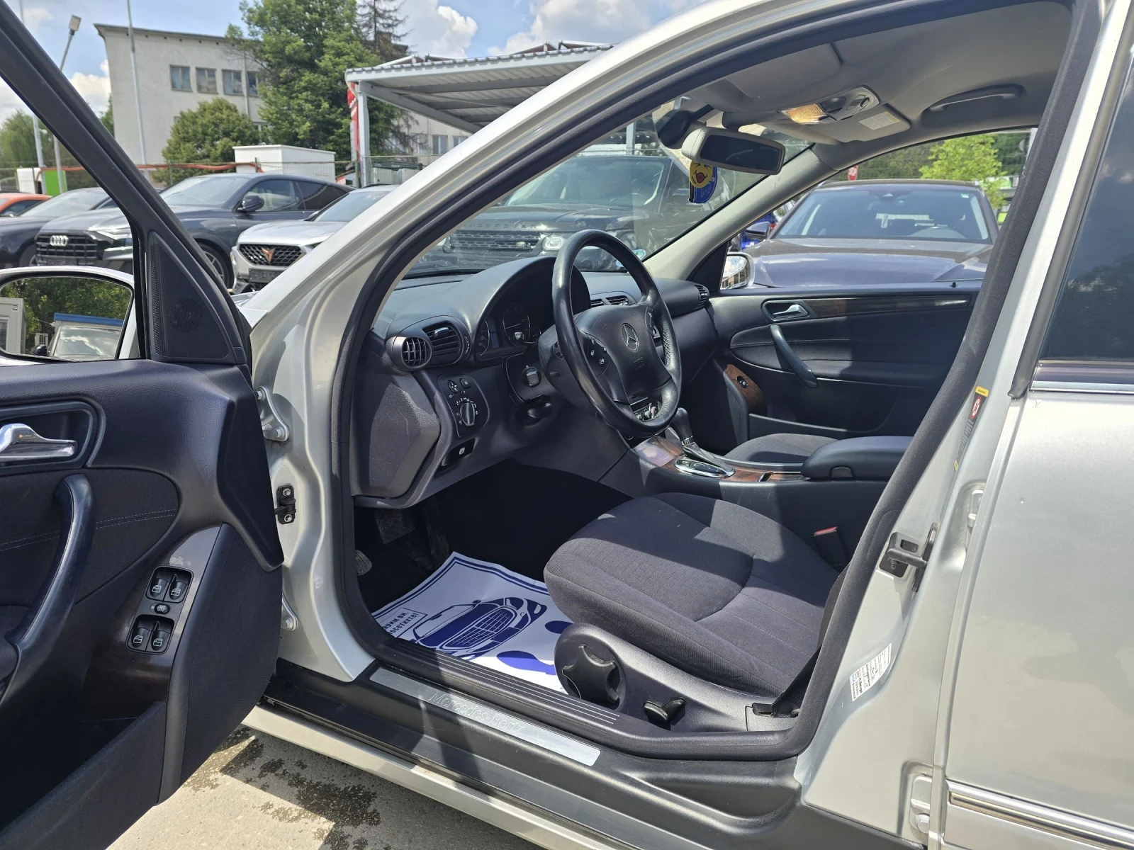 Mercedes-Benz C 320 320CDI 224к.с Elegance 7G tronic - изображение 10