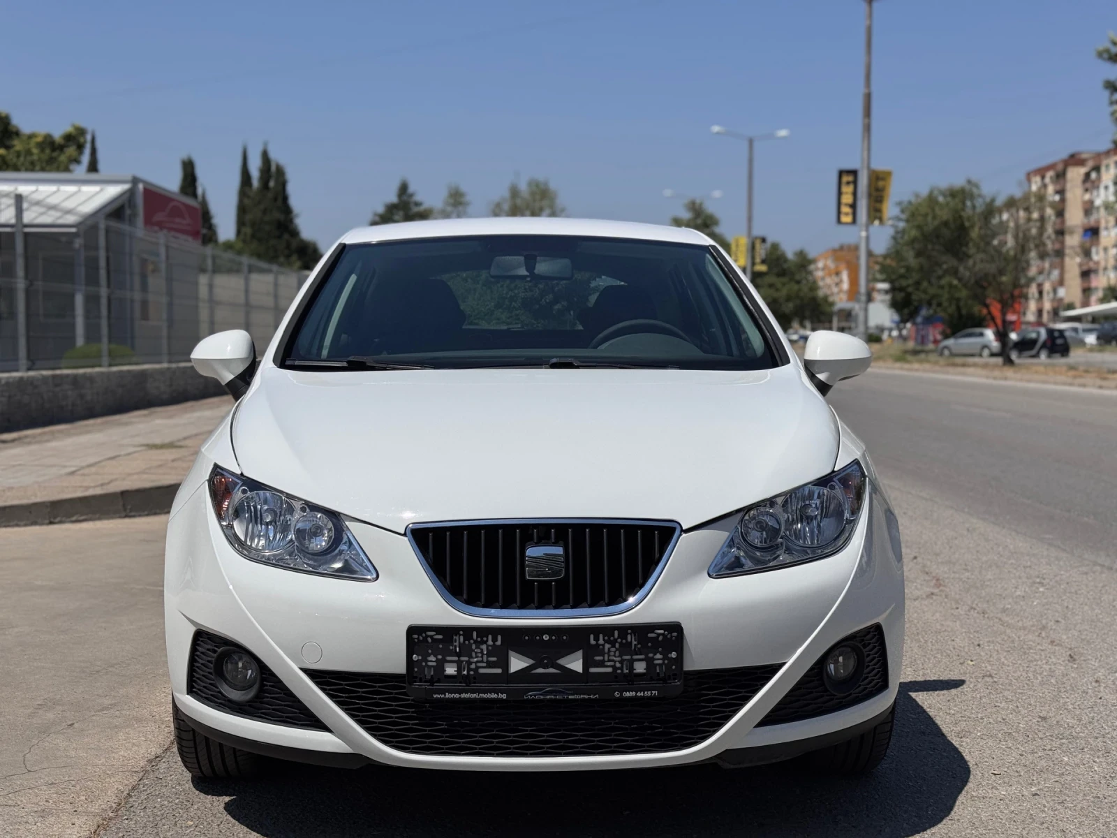 Seat Ibiza 1.6TDI 90кс * ПЕРФЕКТЕН*  - изображение 8