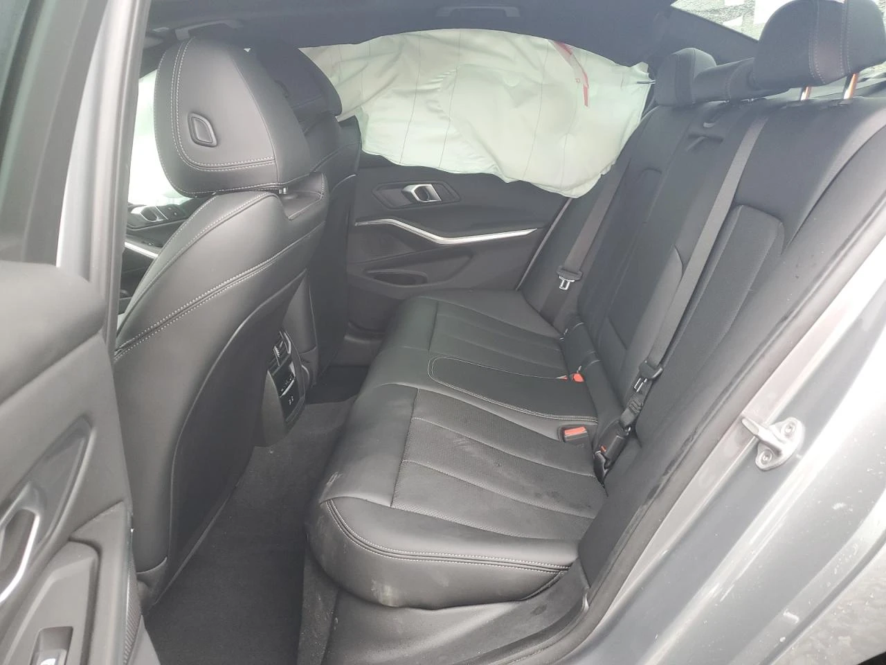 BMW 330  - изображение 10