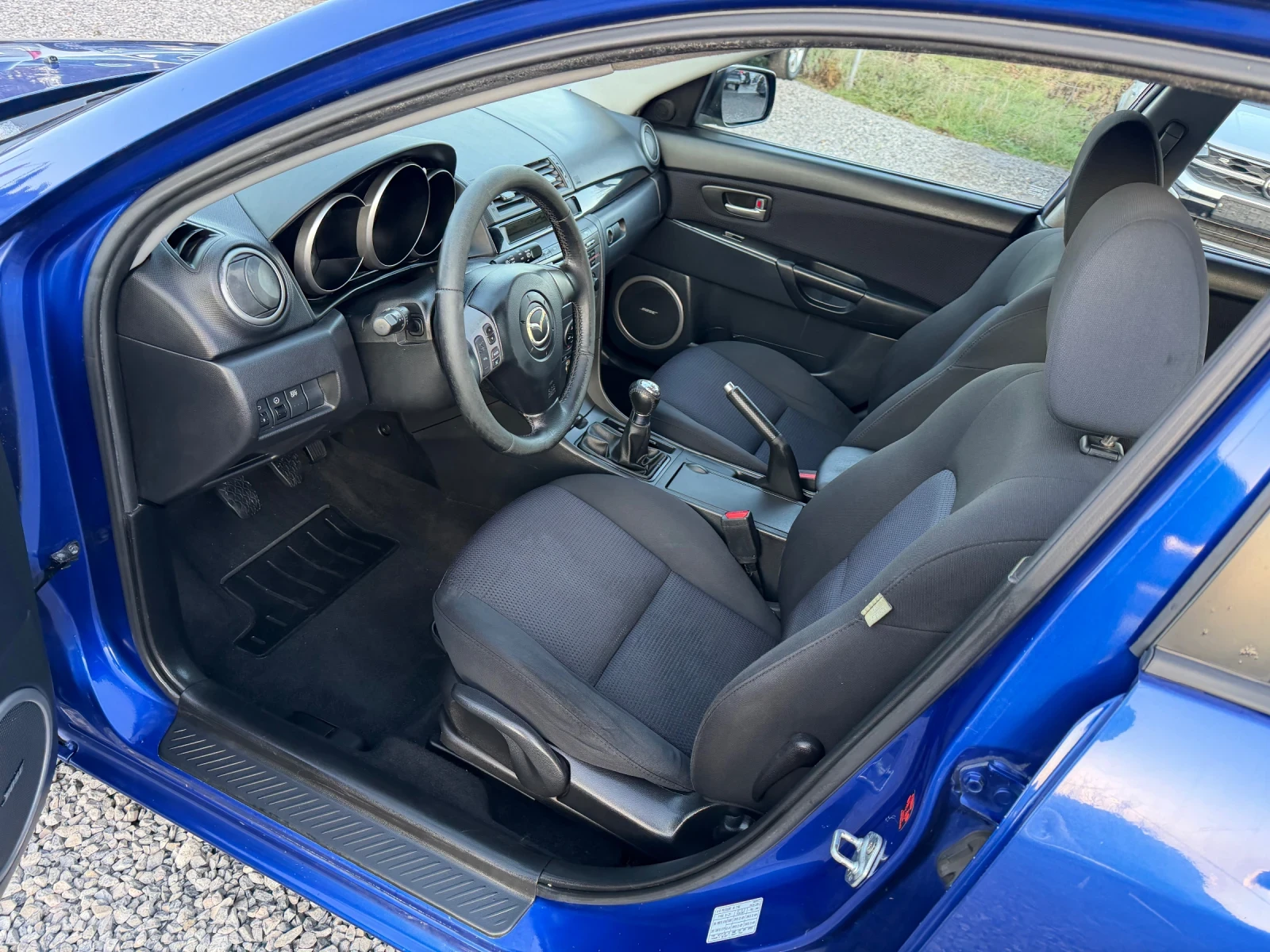 Mazda 3 1.6Бензин, Facelift, 105Hp, Закупен от Бг, 1ви соб - изображение 9