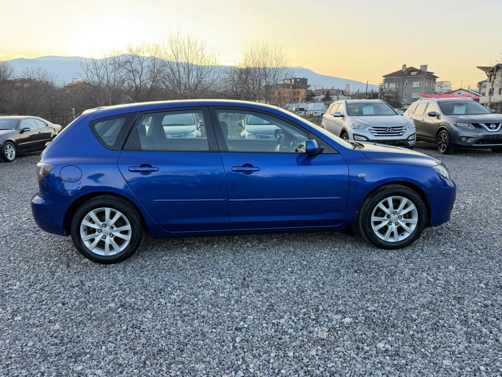 Mazda 3 1.6Бензин, Facelift, 105Hp, Закупен от Бг, 1ви соб - изображение 4